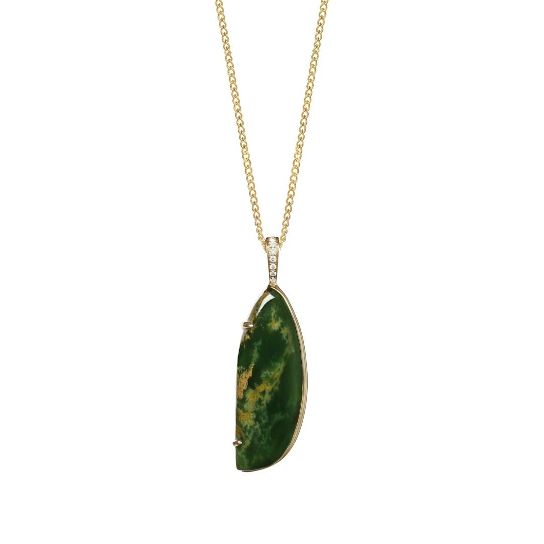 New Zealand Flower Jade Pendant with Gold and Diamond